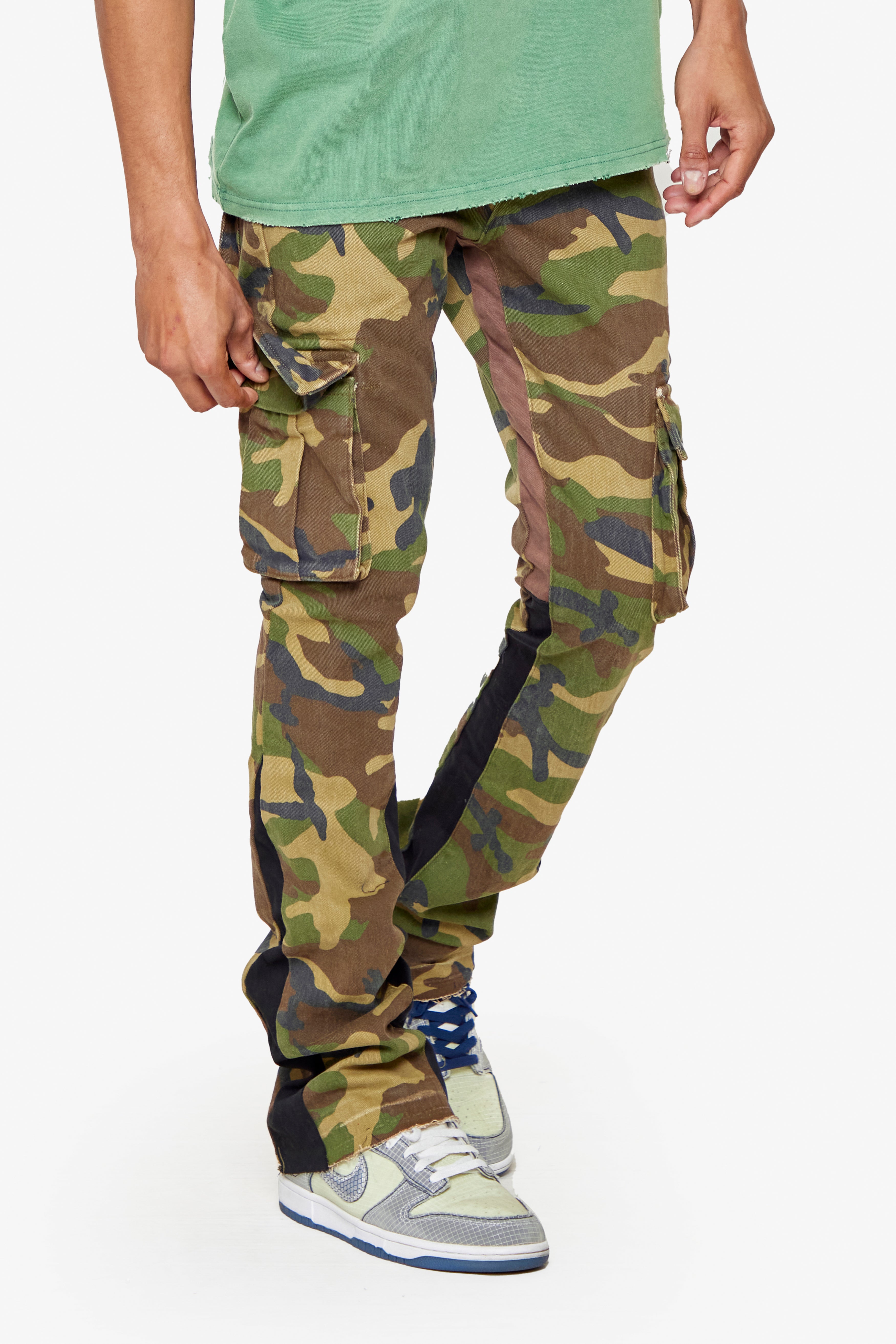 ESNTL LAB STACKED "COMMANDER" GREEN CAMO