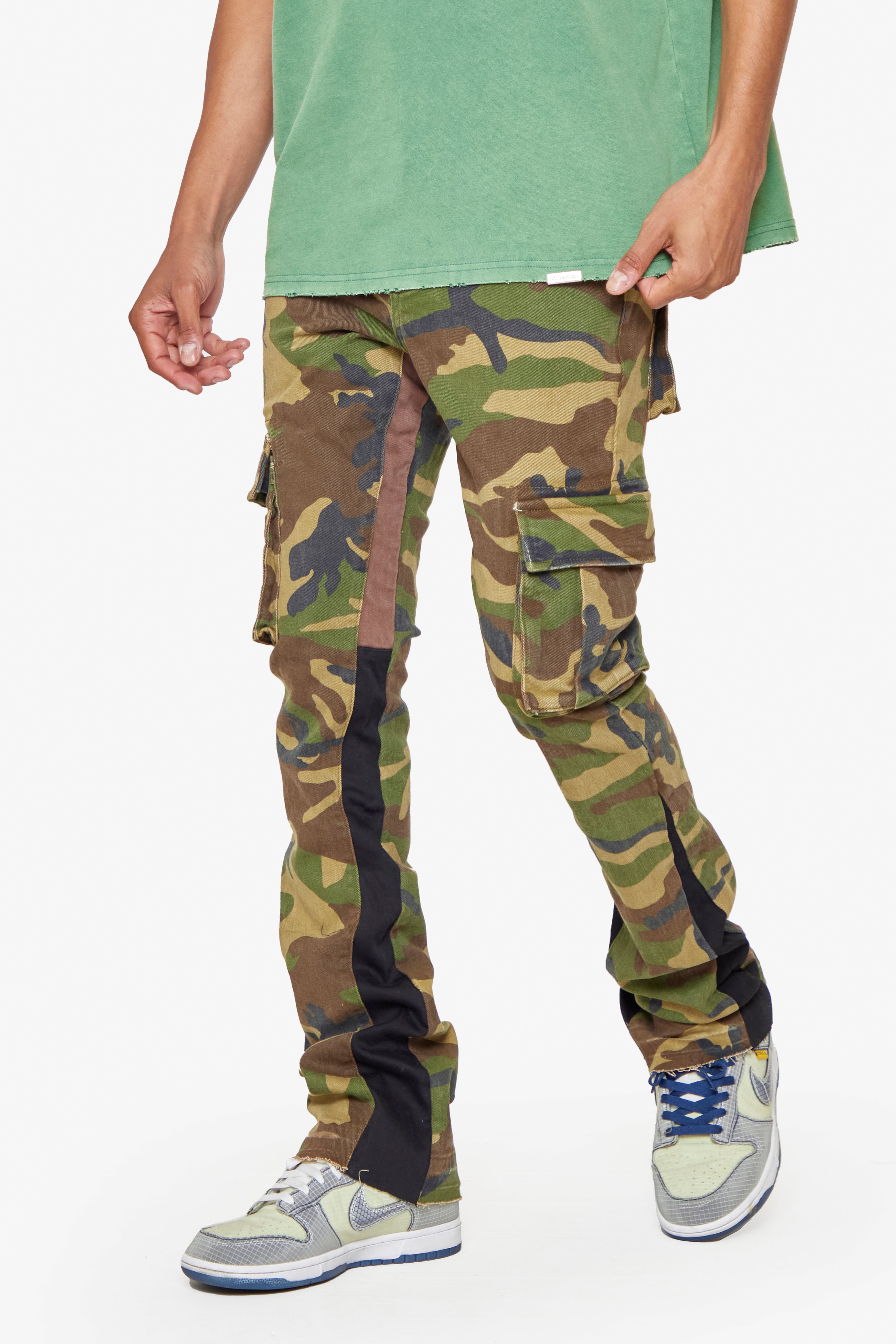 ESNTL LAB STACKED "COMMANDER" GREEN CAMO