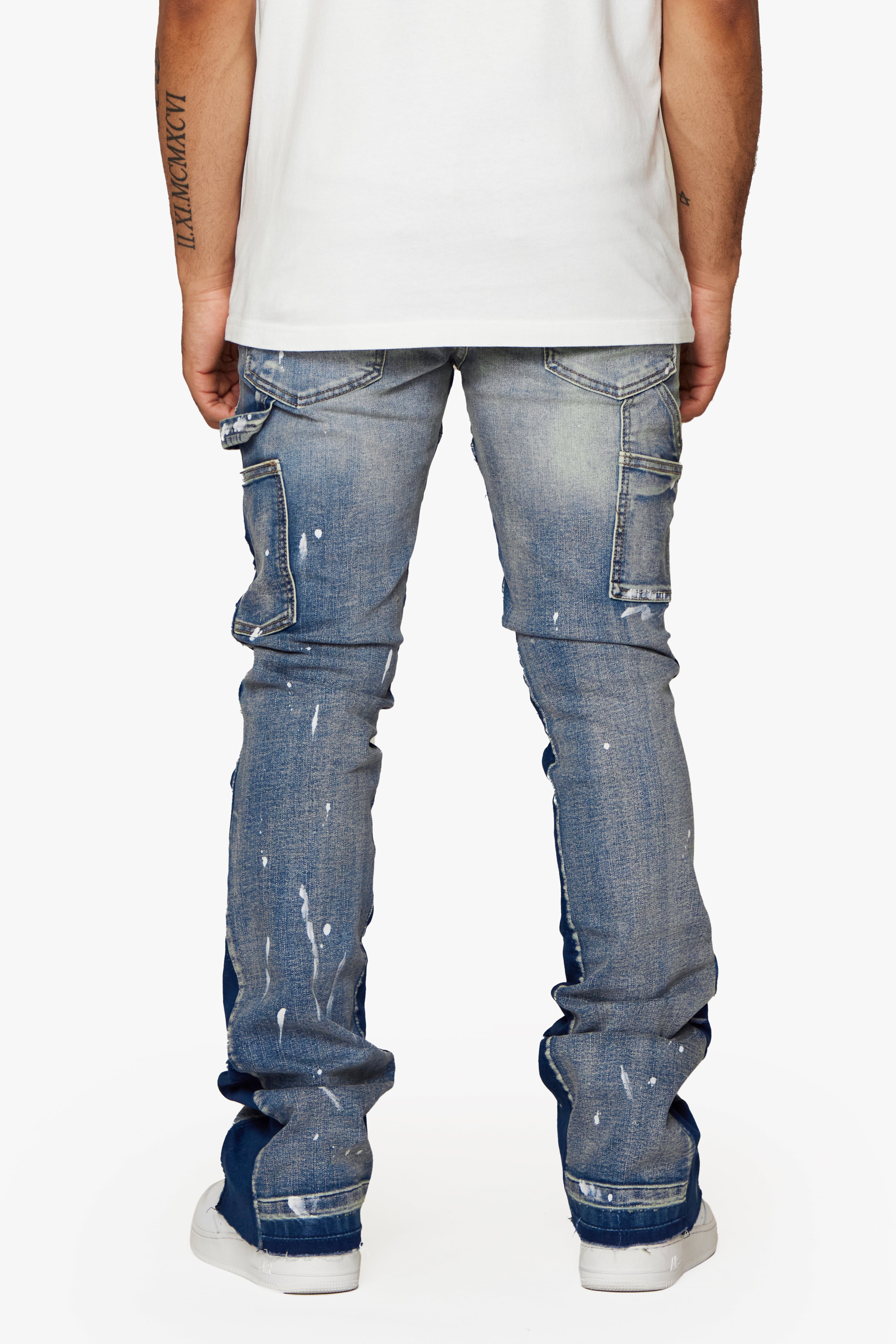 ESNTL LAB STACKED "TAMA" LT. WASH